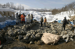 倶登山４号落差工魚道工事